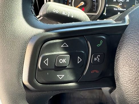 Certified 2025 Jeep Wrangler Unlimited Rubicon AWD/4WD image 29