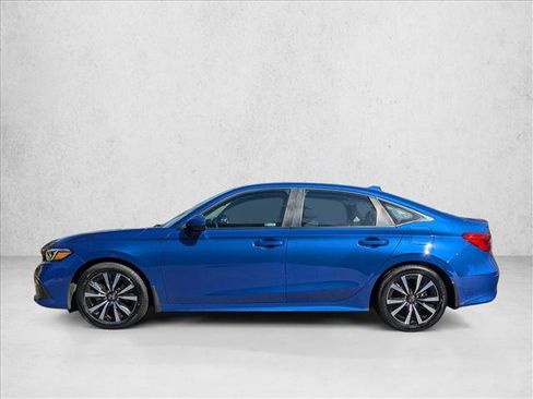 Used 2022 Honda Civic EX image 9