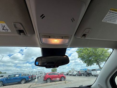 Used 2019 Buick Encore Preferred w/ Safety Package FWD image 29