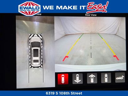 New 2026 Chrysler Pacifica Select