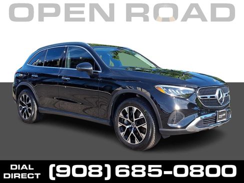 Certified 2025 Mercedes-Benz GLC 350e 4MATIC image 1