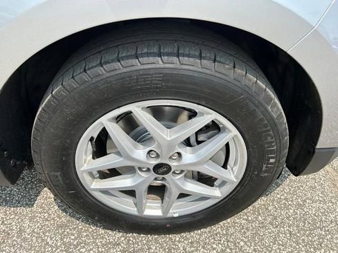 Used 2024 Ford Edge SEL image 33