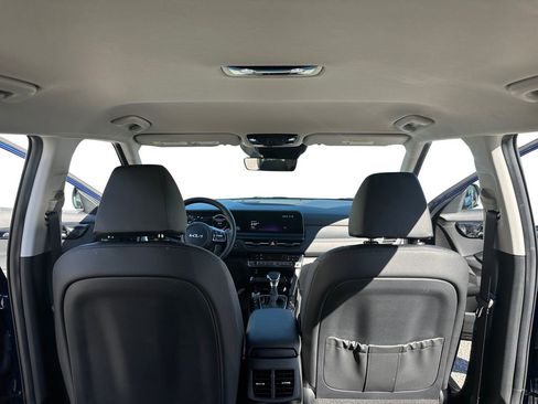 Used 2025 Kia Seltos EX image 29