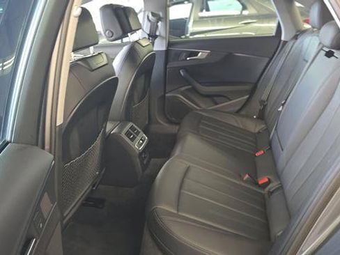 Used 2019 Audi A4 2.0T Premium FWD image 6