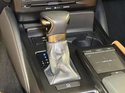 Certified 2022 Lexus ES 350 w/ Premium Package image 21