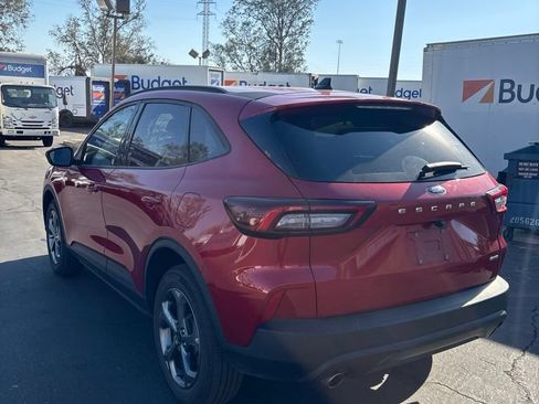 Used 2025 Ford Escape ST-Line AWD/4WD image 6