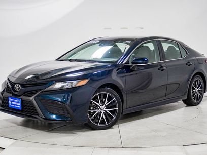 Used 2021 Toyota Camry SE w/ Cold Weather Package