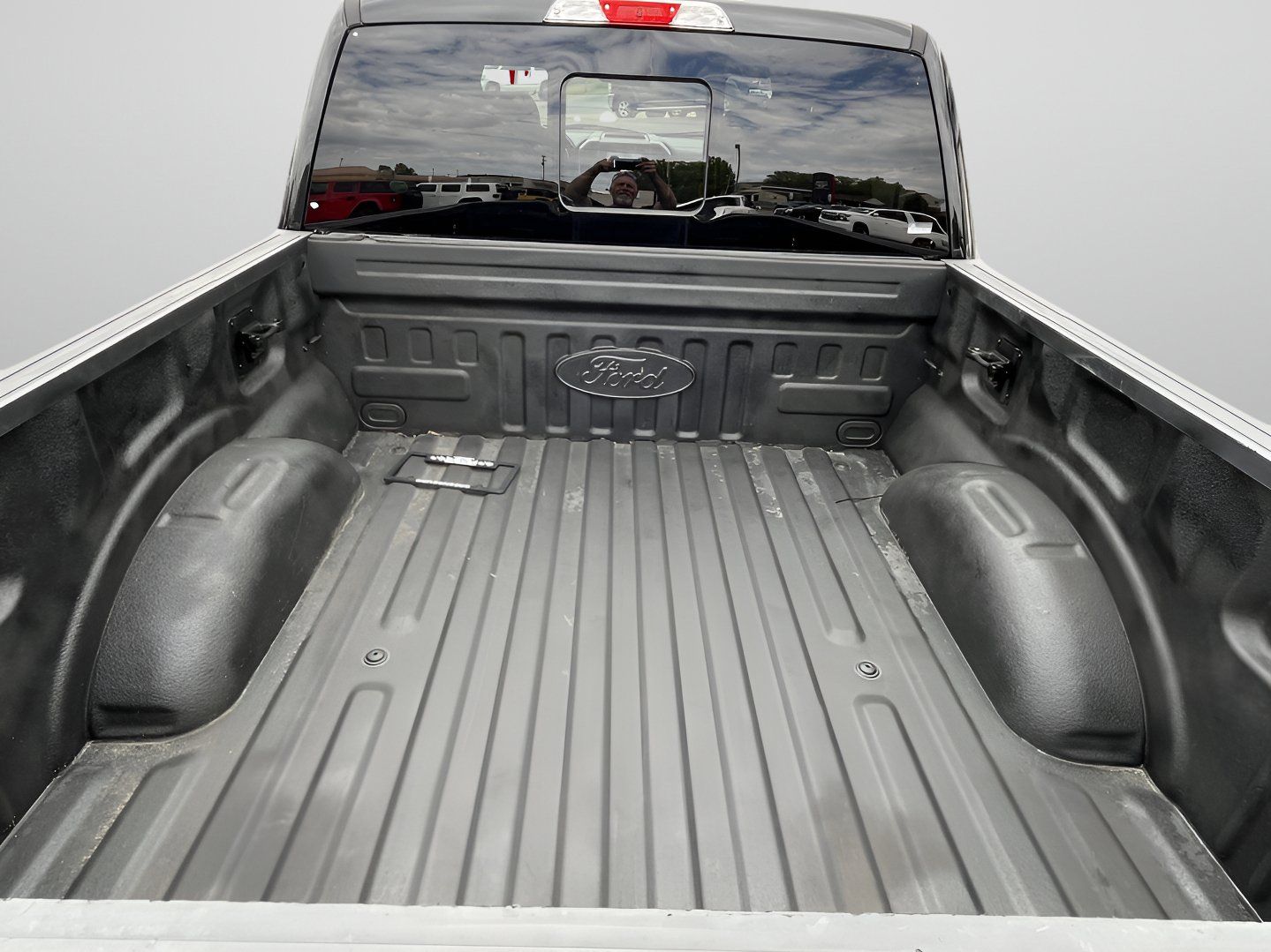 Used 2019 Ford F150 XLT w/ Equipment Group 302A Luxury AWD/4WD image 11
