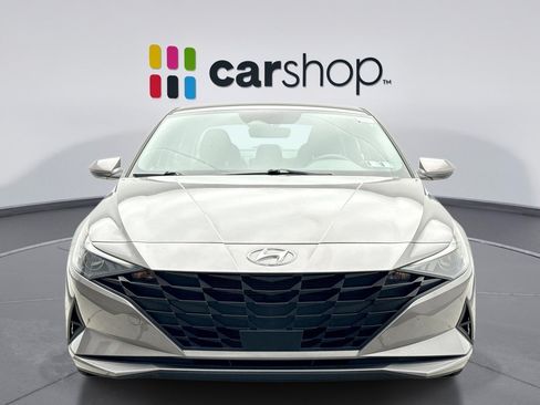 Used 2023 Hyundai Elantra SEL w/ Convenience Package FWD image 8
