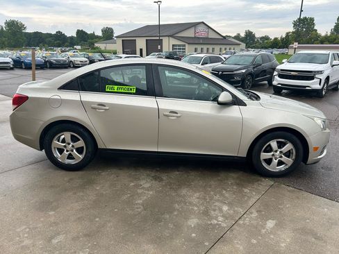 Used 2013 Chevrolet Cruze LT FWD image 4