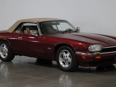 Used 1995 Jaguar XJS 4.0 Convertible RWD image 14