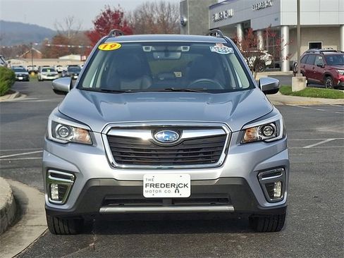 Used 2019 Subaru Forester Touring w/ Popular Package #3 image 2