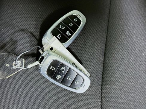 Certified 2024 Hyundai Tucson Blue AWD/4WD image 34