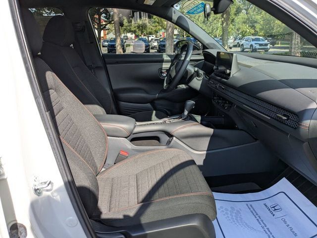 Certified 2025 Honda HR-V Sport image 37