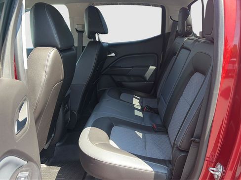 Used 2016 Chevrolet Colorado Z71 AWD/4WD image 32