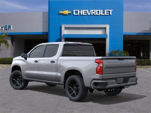 New 2026 Chevrolet Silverado 1500 Custom image 3