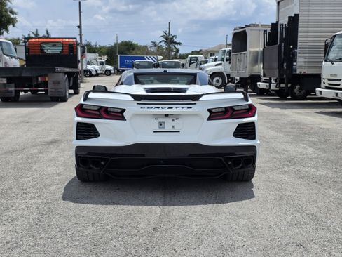 Used 2024 Chevrolet Corvette Stingray Premium Conv w/ Z51 Performance Package RWD image 6
