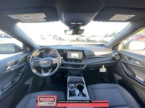 New 2026 Chevrolet Equinox LT w/ Safety and Technology Package image 20