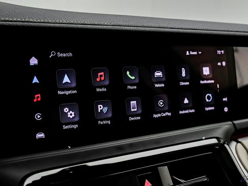 Used 2025 Porsche Panamera w/ Premium Package image 60