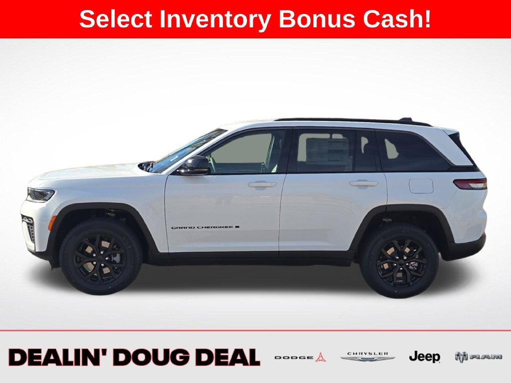 New 2026 Jeep Grand Cherokee Altitude AWD/4WD image 2