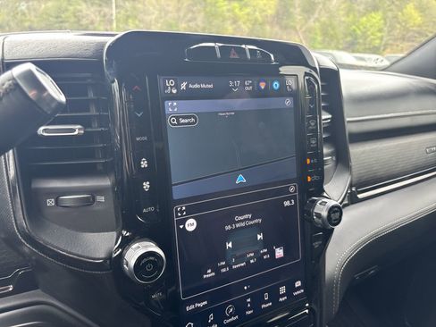 Used 2022 RAM 3500 Limited image 19