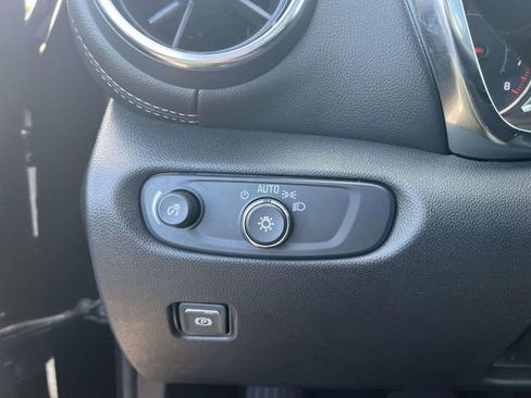 Certified 2025 Chevrolet Blazer LT image 25