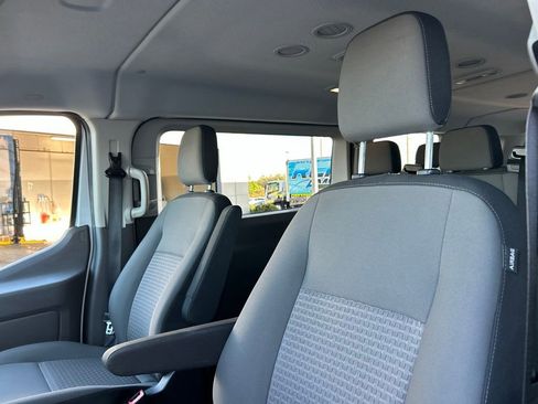 Used 2023 Ford Transit 350 XLT image 28