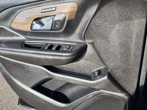 Certified 2022 GMC Terrain Denali image 11