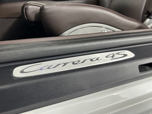 Used 2019 Porsche 911 GT3 RS image 16