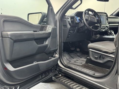 Used 2022 Ford F150 XLT w/ Equipment Group 302A High image 11