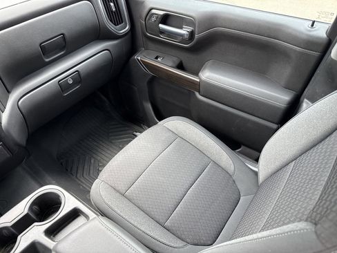 Used 2021 Chevrolet Silverado 1500 LT AWD/4WD image 27