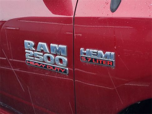 Used 2015 RAM 2500 Tradesman w/ Chrome Appearance Group image 5
