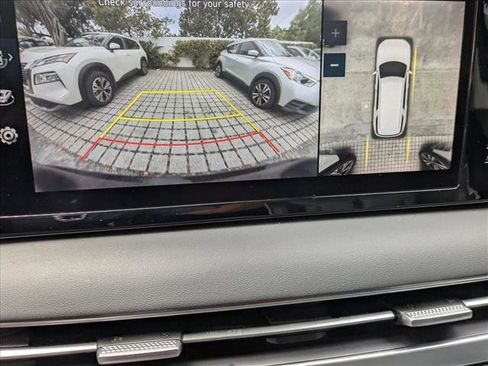 Used 2023 Hyundai Palisade SEL image 15