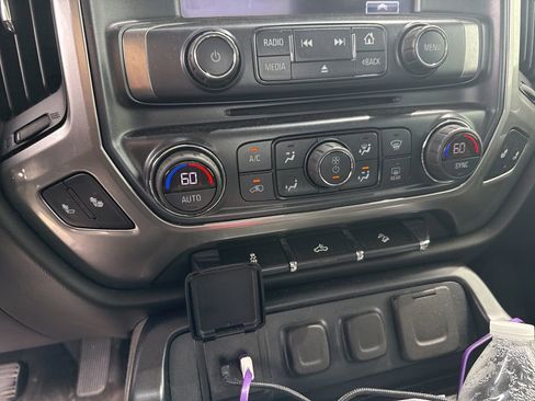 Used 2018 Chevrolet Silverado 1500 LT w/ All Star Edition image 13