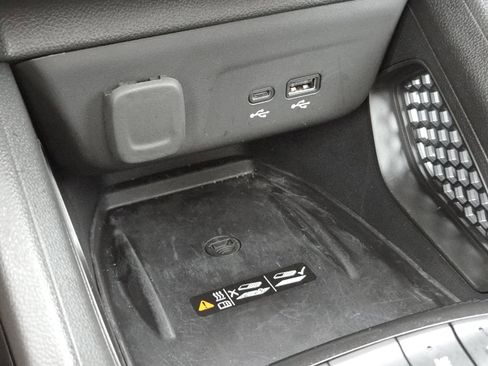 Used 2025 Chevrolet TrailBlazer RS w/ Convenience Package FWD image 6