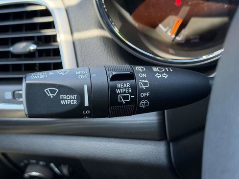 Certified 2020 Jeep Grand Cherokee Laredo AWD/4WD image 27
