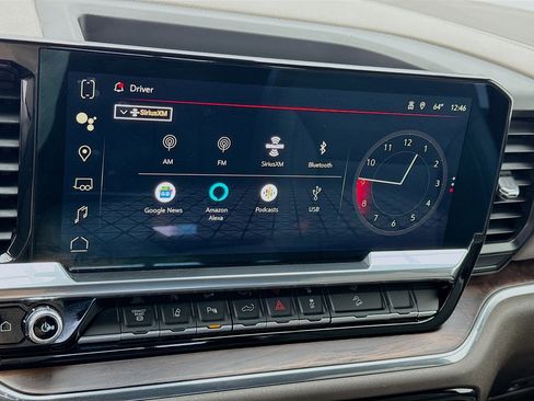 Used 2024 GMC Sierra 2500 SLT w/ SLT Premium Package image 11