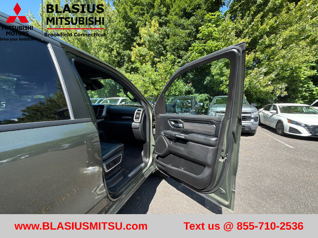 Used 2021 RAM 1500 Laramie w/ Sport Appearance Package AWD/4WD image 38