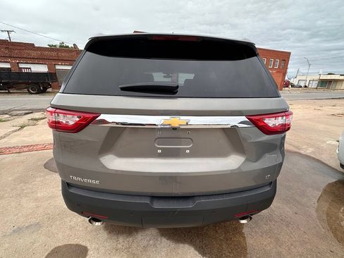 Used 2019 Chevrolet Traverse LT FWD image 7