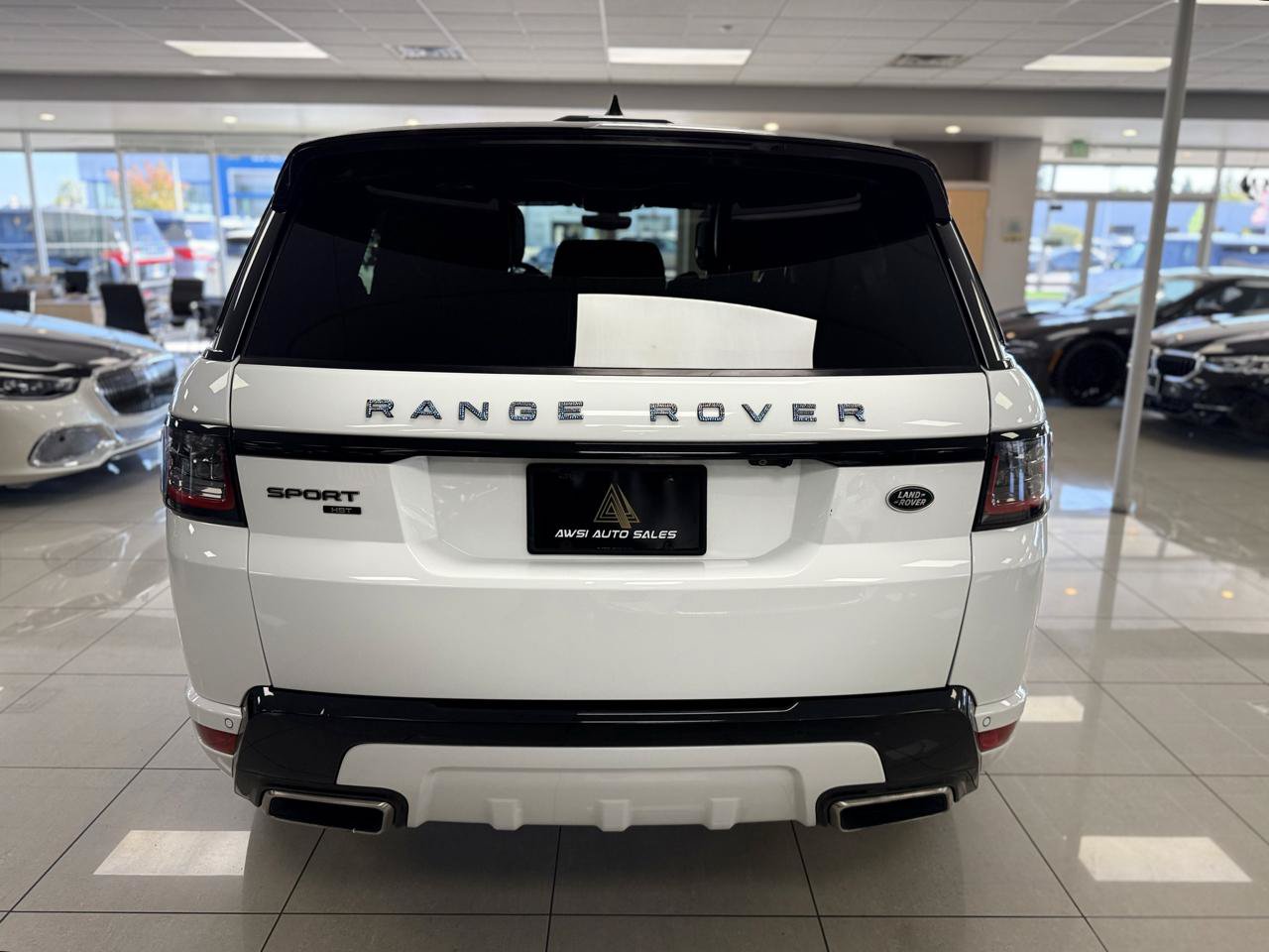 Used 2021 Land Rover Range Rover Sport HST AWD/4WD image 5