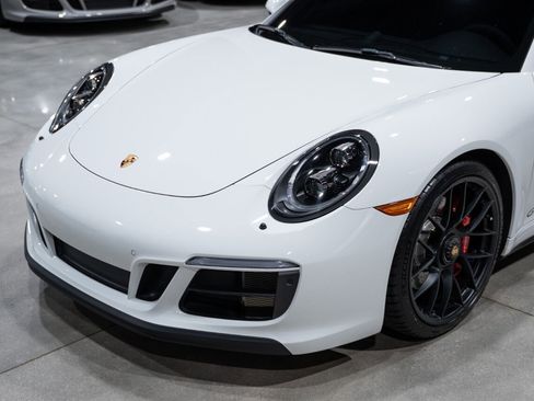 Used 2018 Porsche 911 Carrera GTS RWD image 18