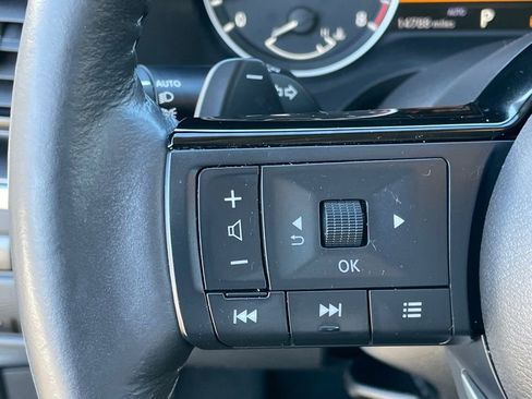 Certified 2023 Nissan Rogue SV w/ SV Premium B Package image 17