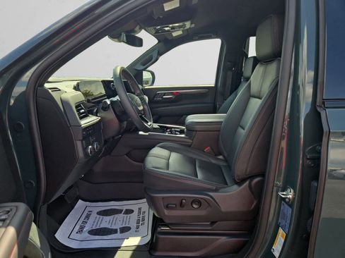 Used 2026 Chevrolet Tahoe RST w/ Comfort Package RWD image 9