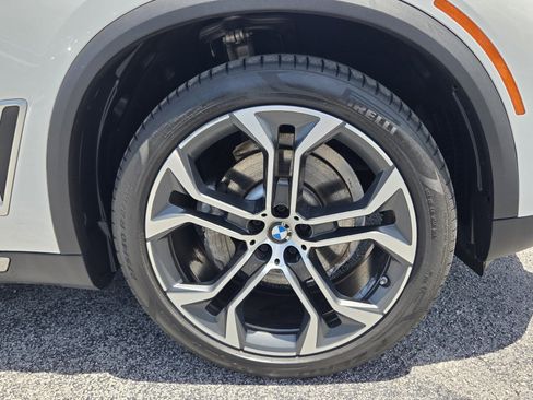 Used 2021 BMW X5 sDrive40i w/ Premium Package 2 RWD image 9