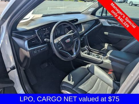 Used 2024 Cadillac XT6 Premium Luxury w/ Platinum Package AWD/4WD image 13