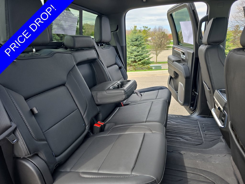 Used 2024 GMC Sierra 2500 Denali w/ Technology Package AWD/4WD image 11