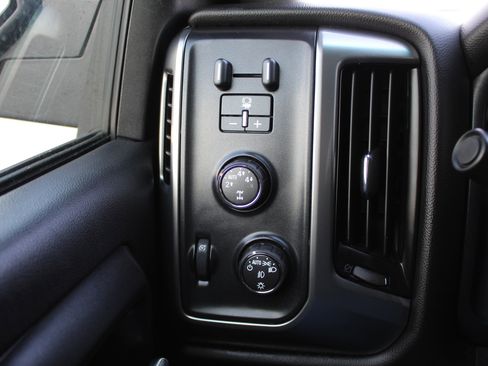 Used 2015 Chevrolet Silverado 1500 LT w/ All Star Edition AWD/4WD image 29