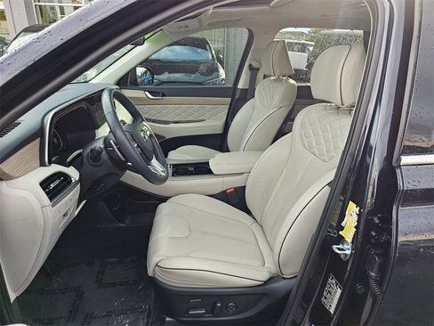 Used 2022 Hyundai Palisade Calligraphy image 23