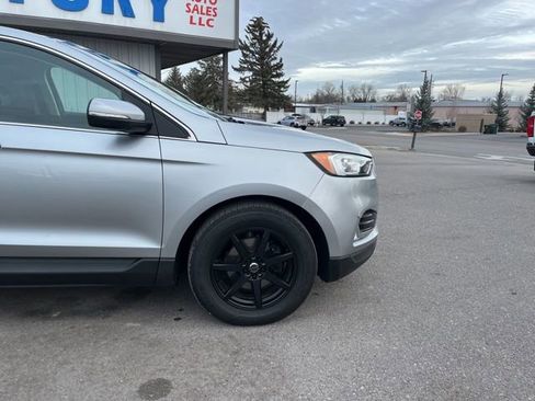 Used 2020 Ford Edge SEL w/ Convenience Package image 14