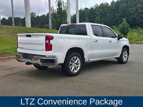 Used 2021 Chevrolet Silverado 1500 LTZ AWD/4WD image 3